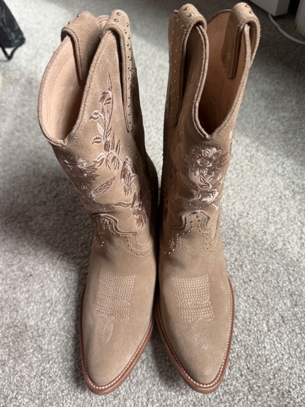 Cecelia New York Taupe Embroidered Western Boots – NEW Never Worn - Picture 2 of 8